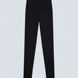 Extra high-waisted leggings. Sun Yin